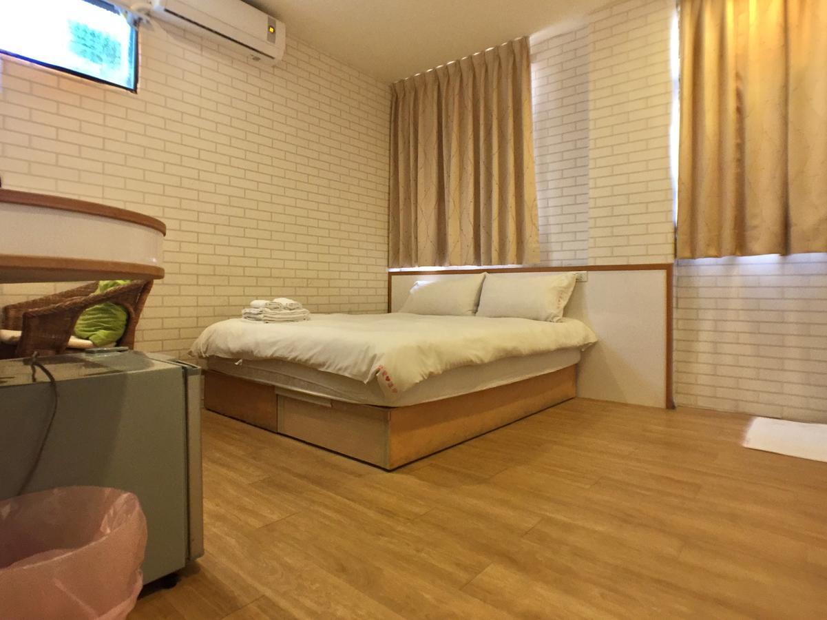 Funja Colorful Hotel ไถจง ภายนอก รูปภาพ